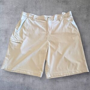 Columbia PFG Shorts‎ Mens 38x10" Chino Flat Front Khaki Wicking Zip Pocket Logo